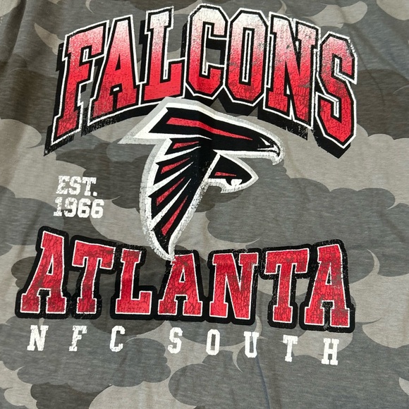 Atlanta Falcons Camouflage T-Shirt Large 14/16 youth - Picture 2 of 3